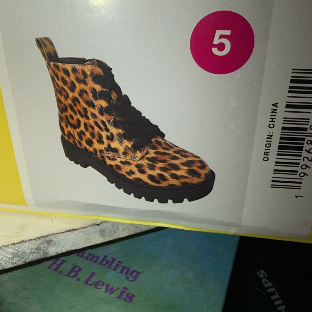 Art Class Leopard Print Kids Boots